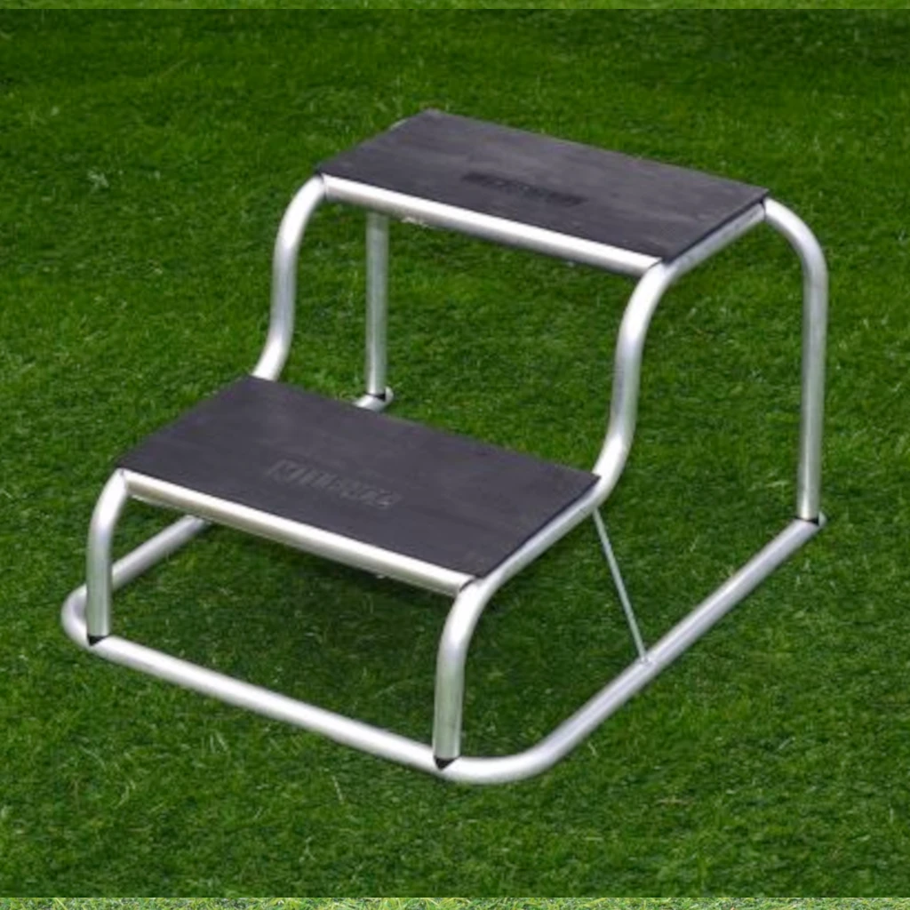 Milenco Aluminium Rubber Top Double Step 1 Milenco Aluminium Rubber Top Double Step